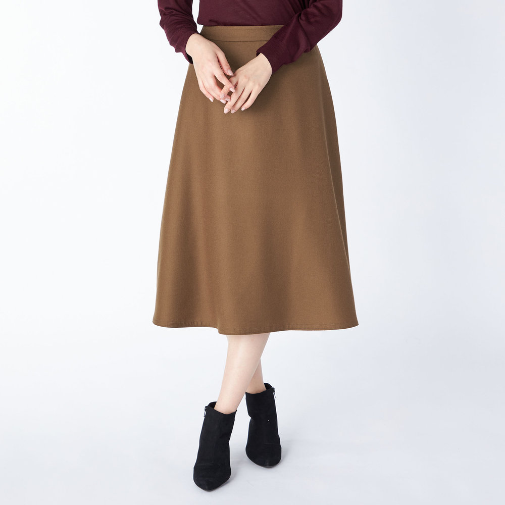２／４８ボタニースカート
